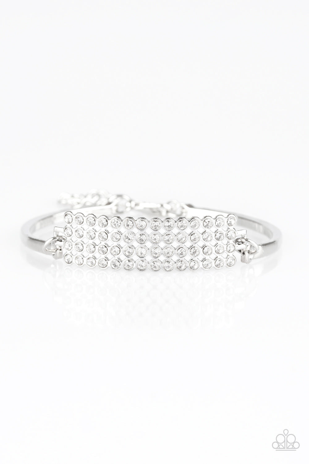 Top-Class Class - White Paparazzi Bracelet