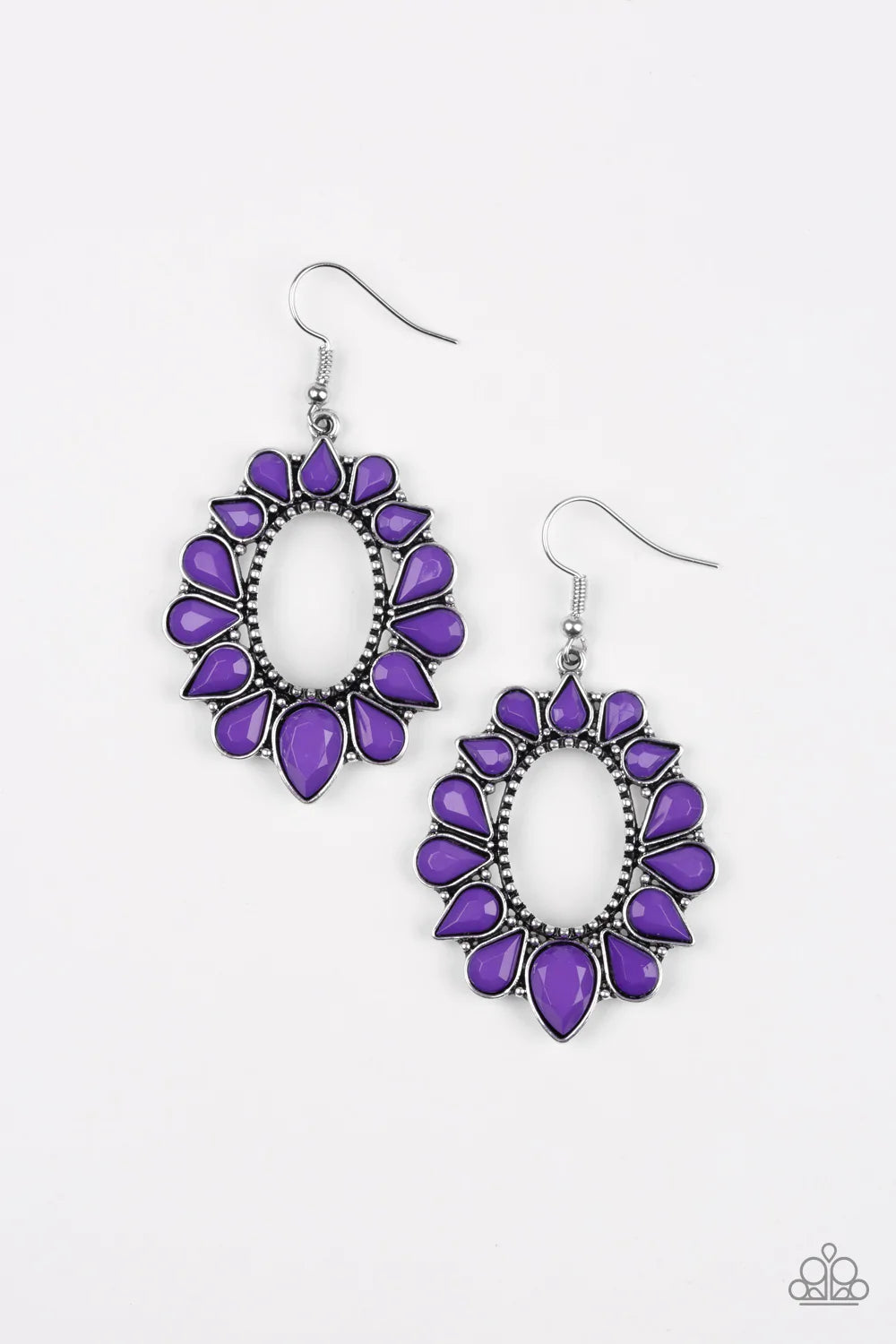 Fashionista Flavor Purple Paparazzi Earrings