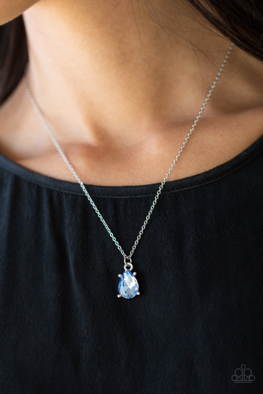 Classy Classicist - Blue Paparazzi Necklace
