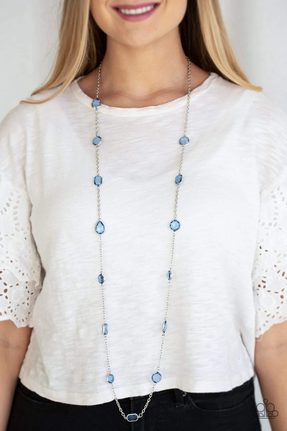 Glassy Glamorous Blue Paparazzi Necklace