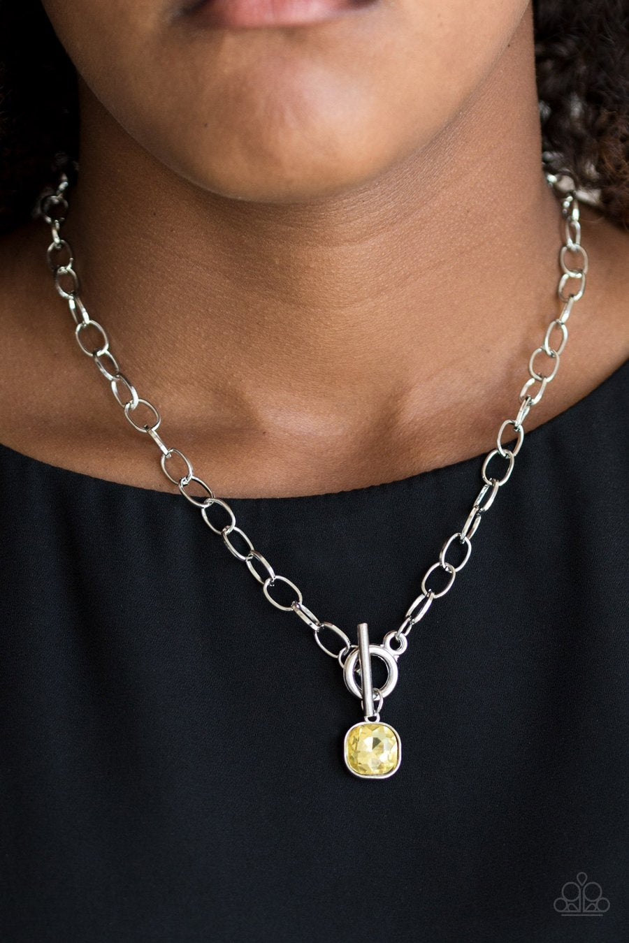 Dynamite Dazzle Yellow Paparazzi Toggle Necklace