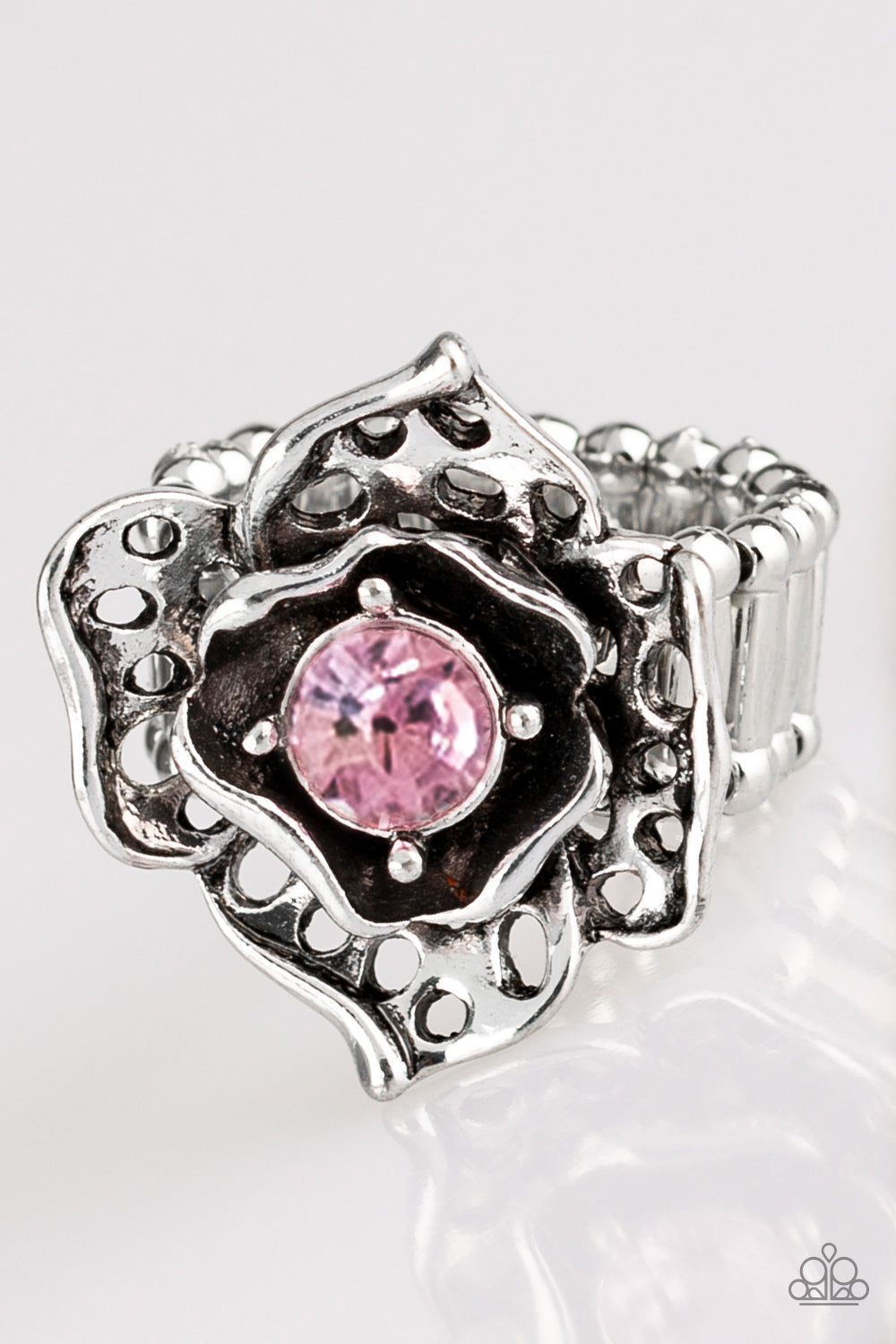 Glowing Gardens - Pink Paparazzi Ring