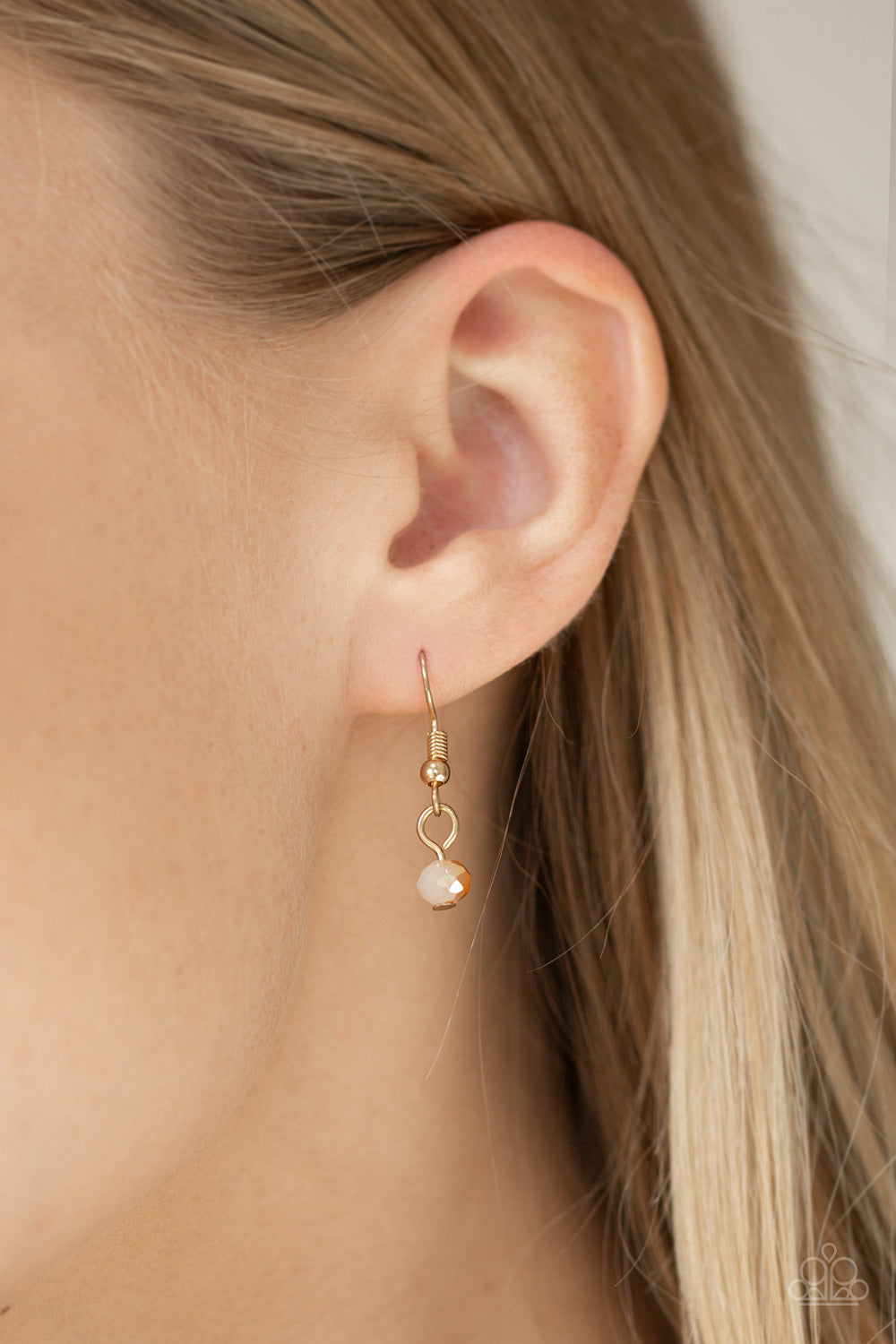 Courageously Catwalk - Gold Paparazzi Necklace