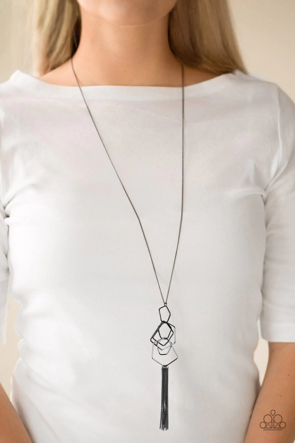 The Penthouse Black Paparazzi Necklace