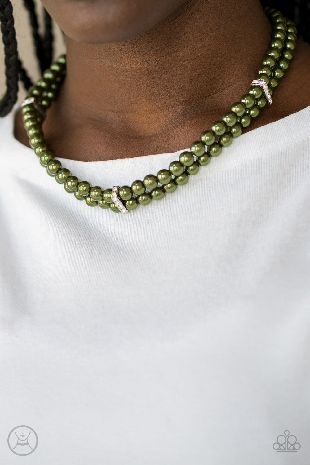 Put On Your Party Dress - Green Paparazzi Necklace