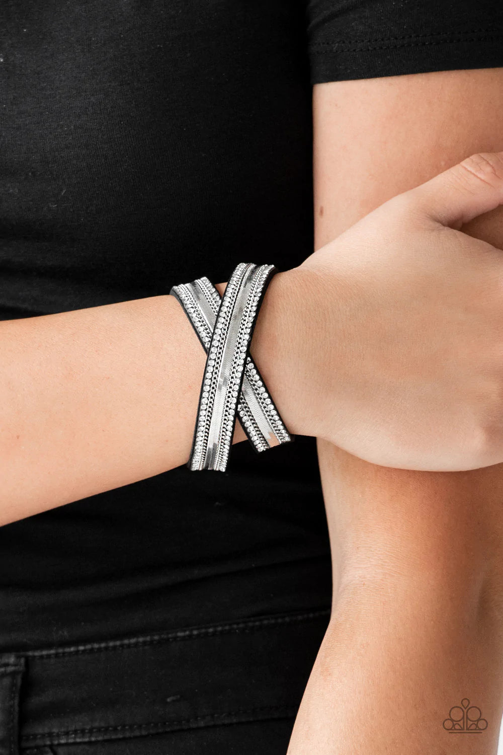 Rocker Rivalry Black Paparazzi Urban Bracelet