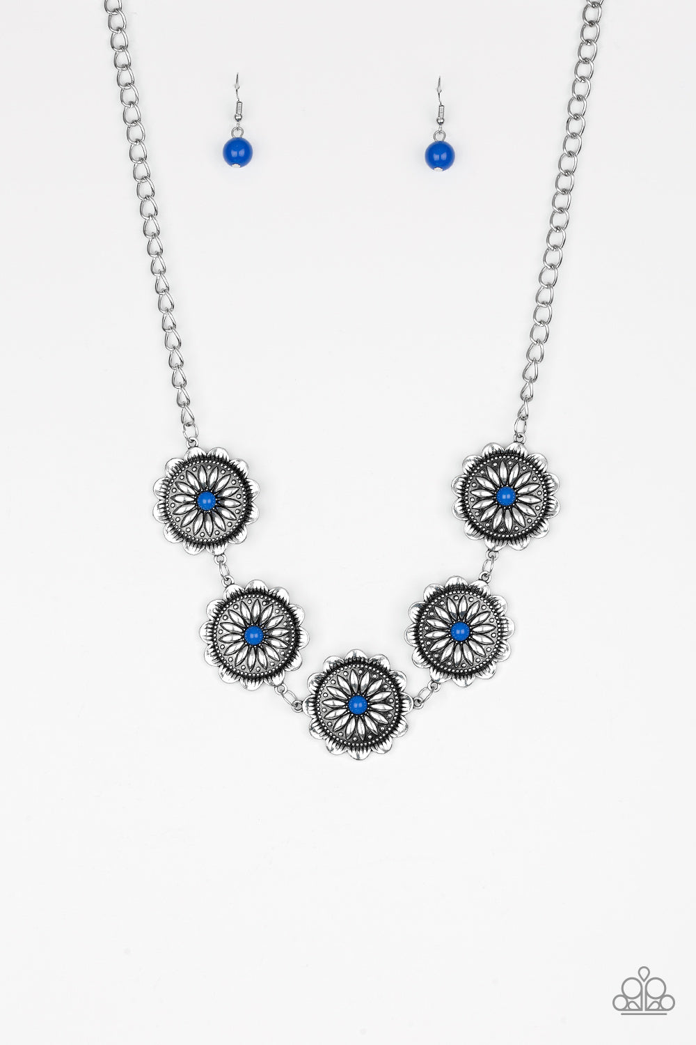 Me-dallions, Myself, and I - Blue Paparazzi Necklace