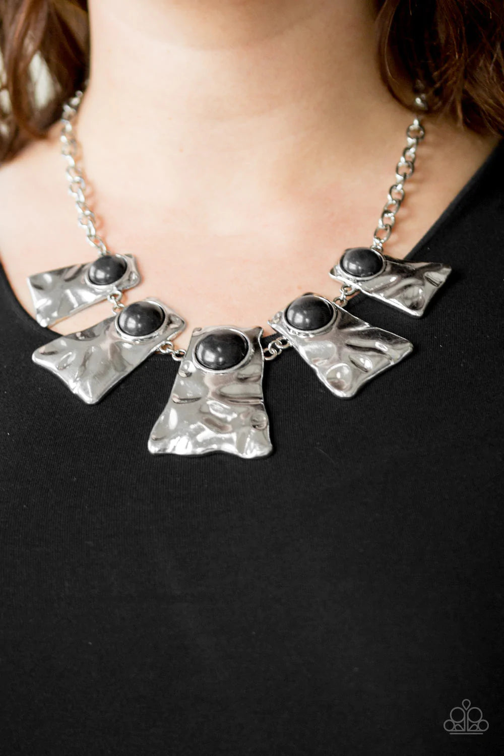 Cougar Black Paparazzi Necklace