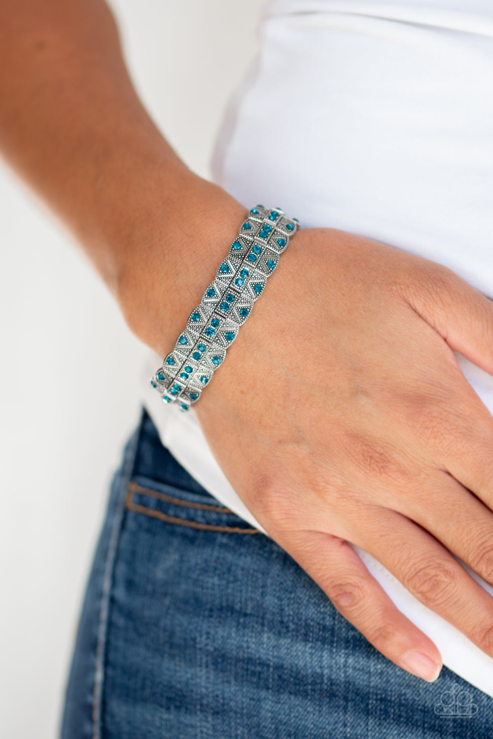 Modern Magnificence - Blue Paparazzi Bracelet
