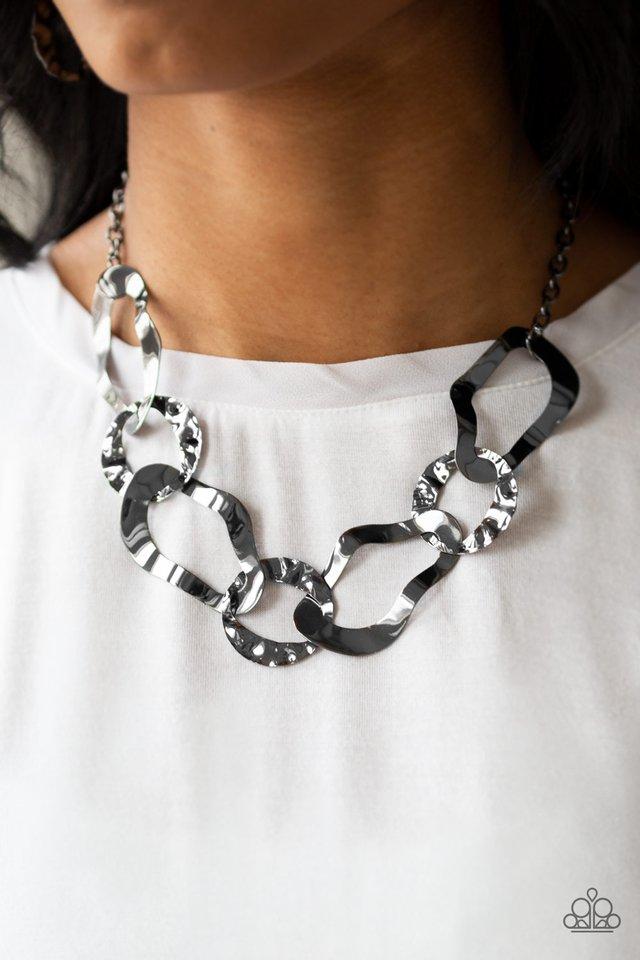 Capital Contour Black Paparazzi Necklace