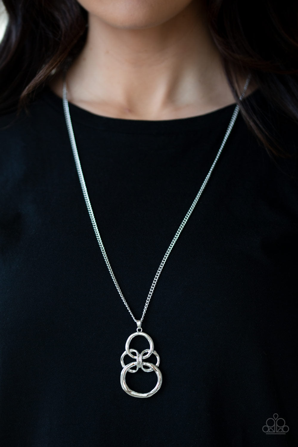 Courageous Contour - Silver Paparazzi Necklace