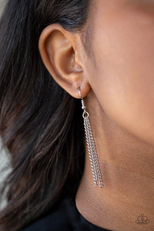 Diva Dance Party White Paparazzi Necklace