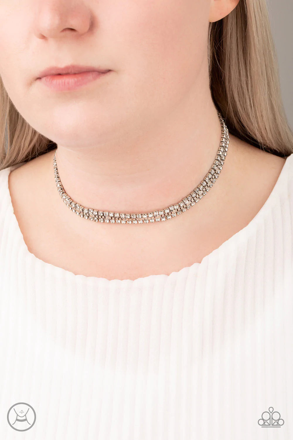 Full of Hot HEIR White Paparazzi Choker Necklace