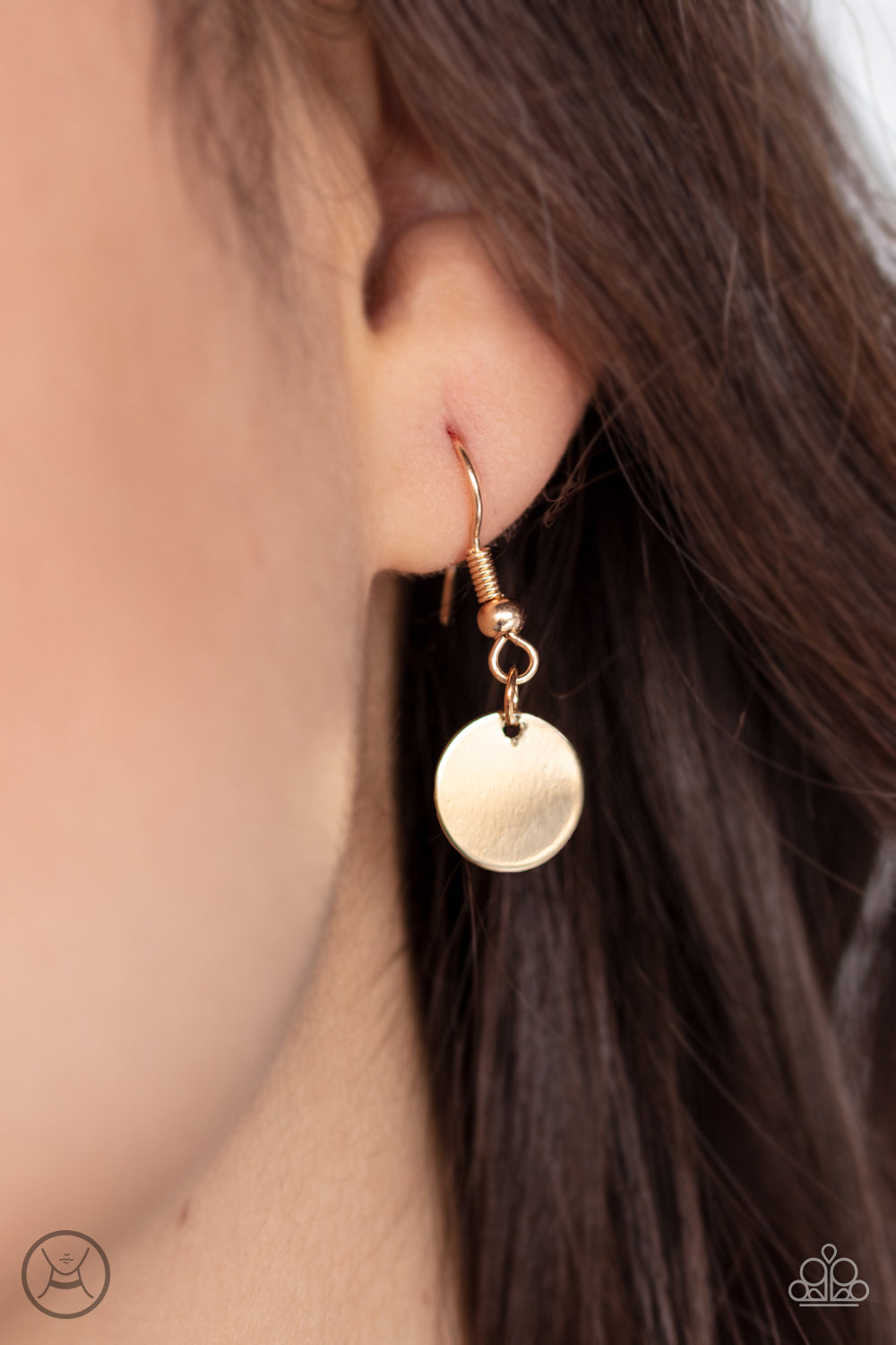 Minimal Magic - Gold Paparazzi Necklace