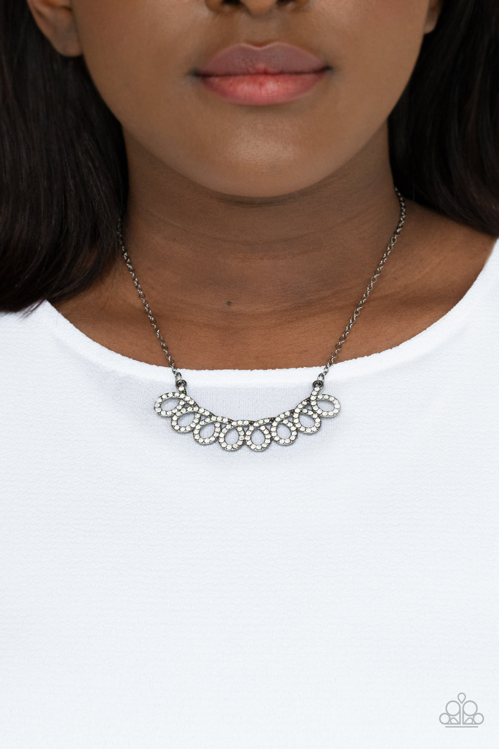 Timeless Trimmings - Black Paparazzi Necklace