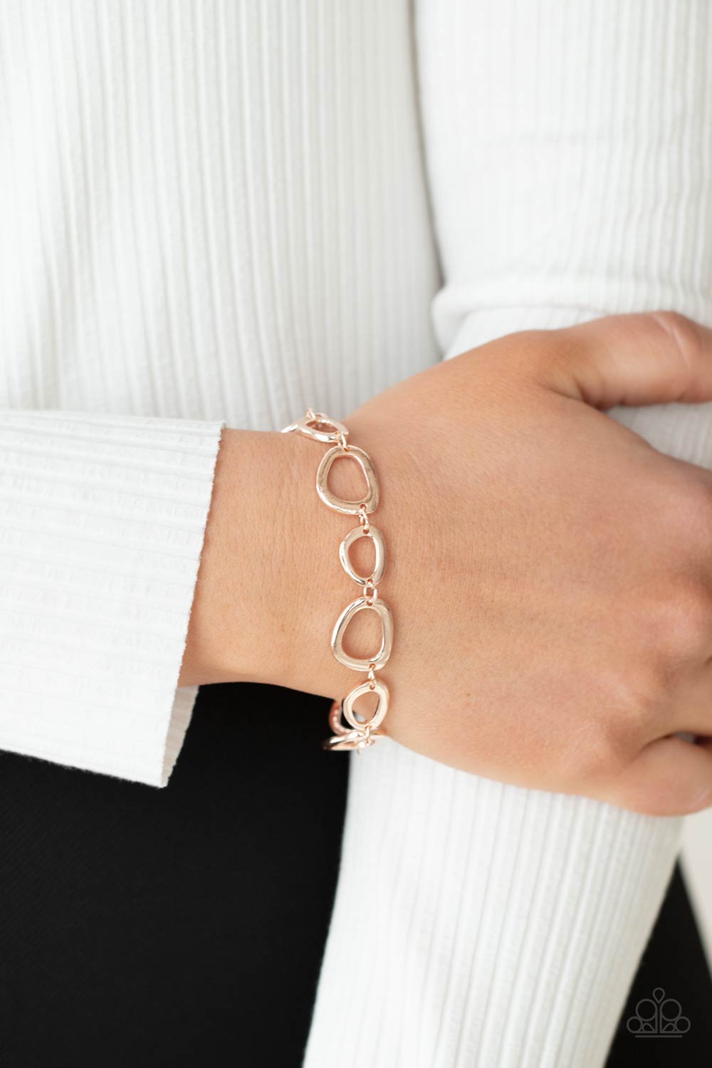 All That Mod - Rose Gold Paparazzi Bracelet