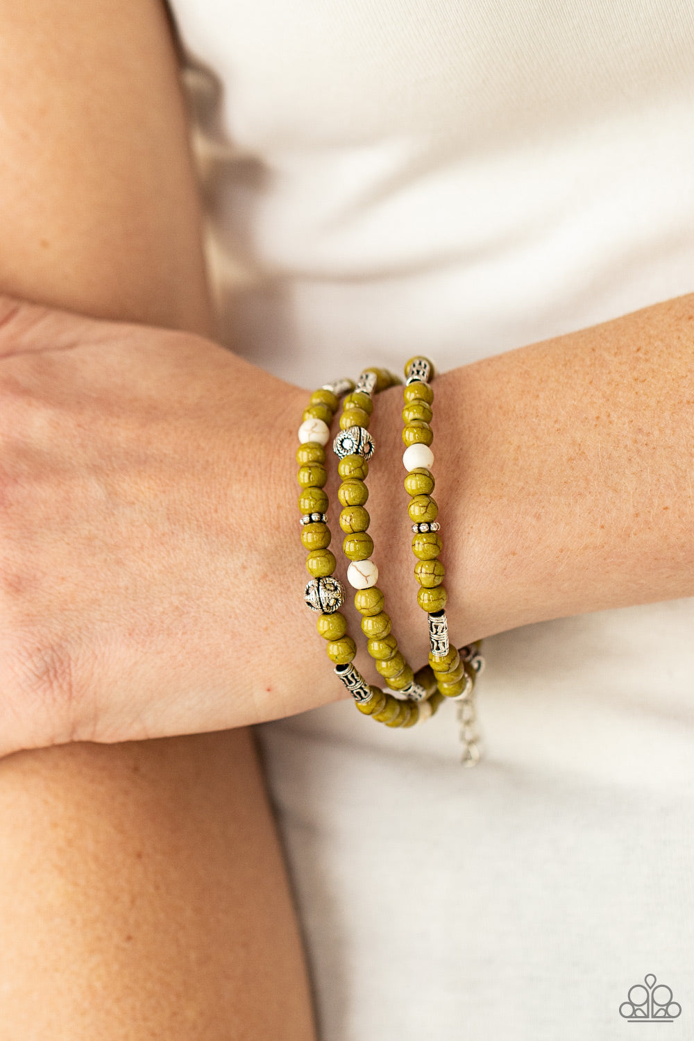Desert Decorum - Green Paparazzi Bracelet