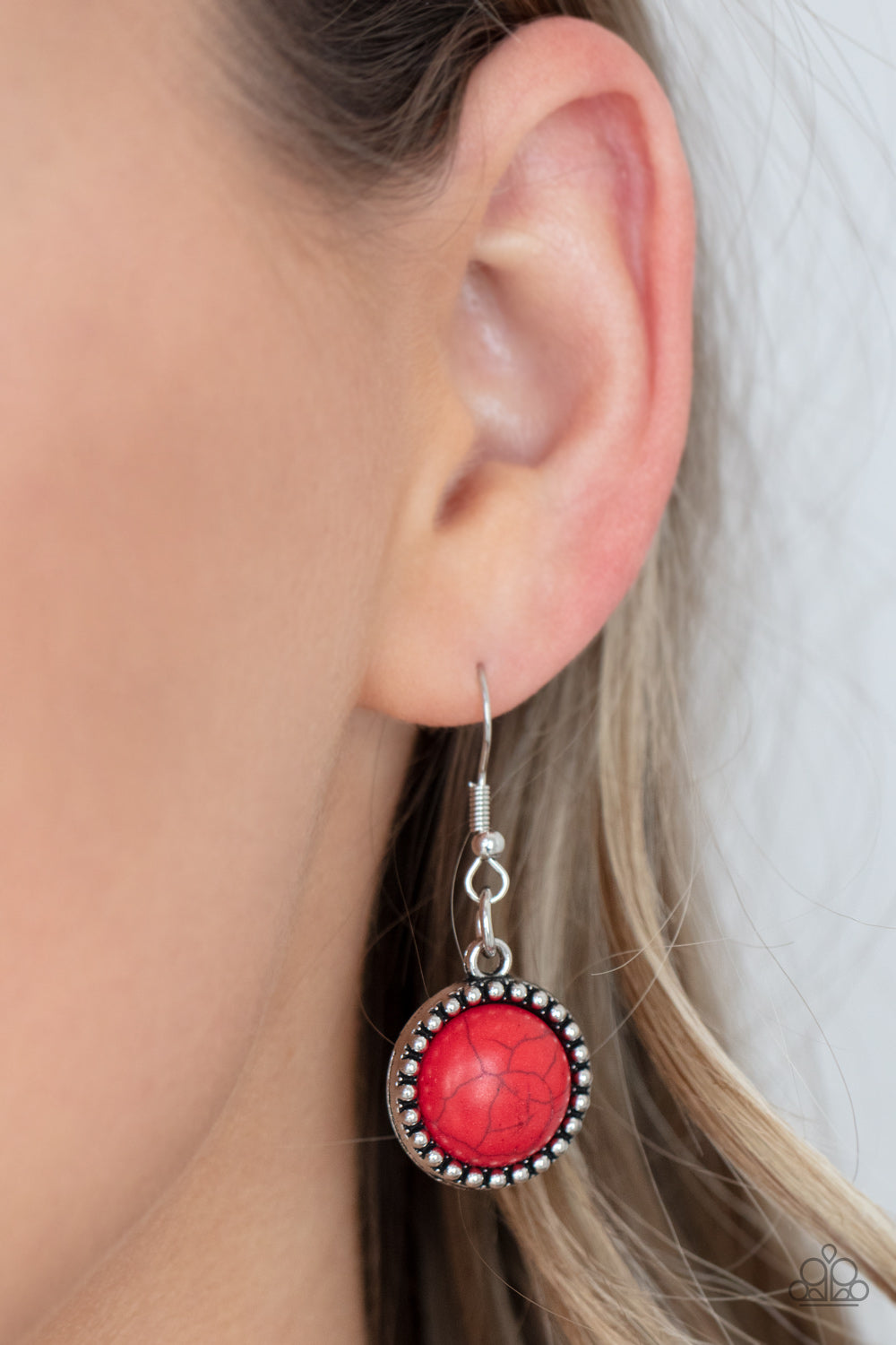 She Went West - Red Paparazzi Necklace