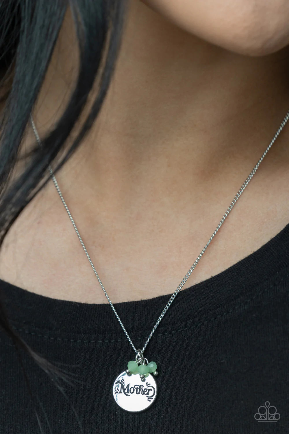 Warm My Heart Green Paparazzi Necklace