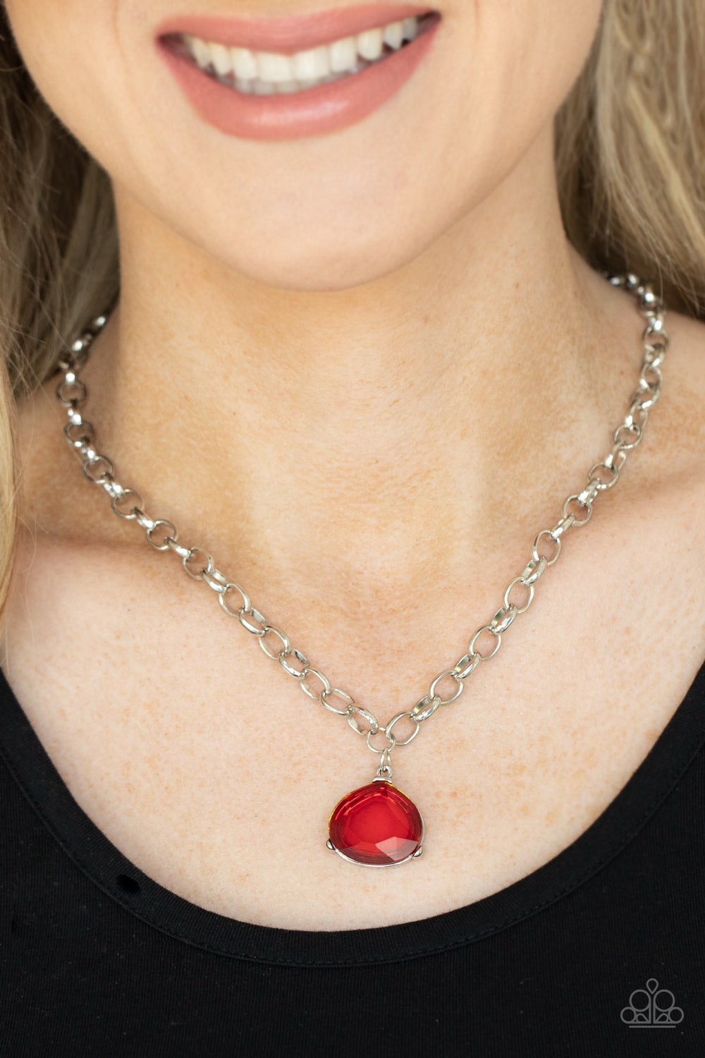 Gallery Gem - Red Paparazzi Necklace