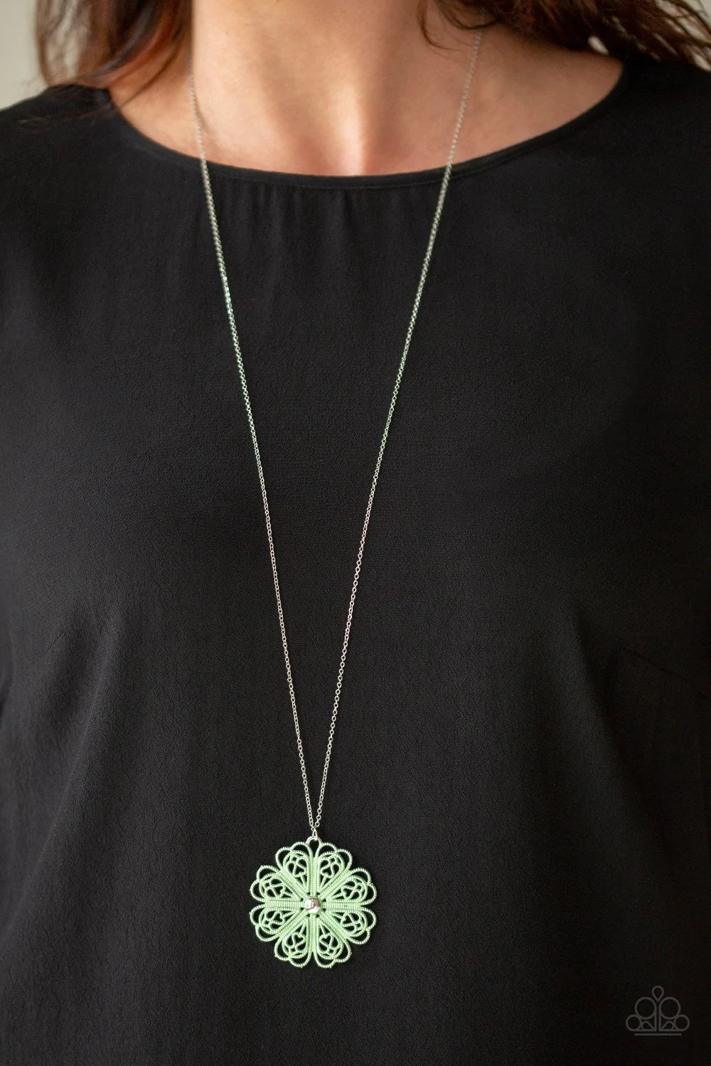 Spin Your Pinwheels - Green Paparazzi Necklace