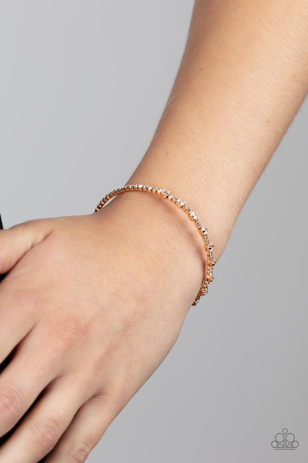 Timelessly Tiny - Gold Paparazzi Bracelet