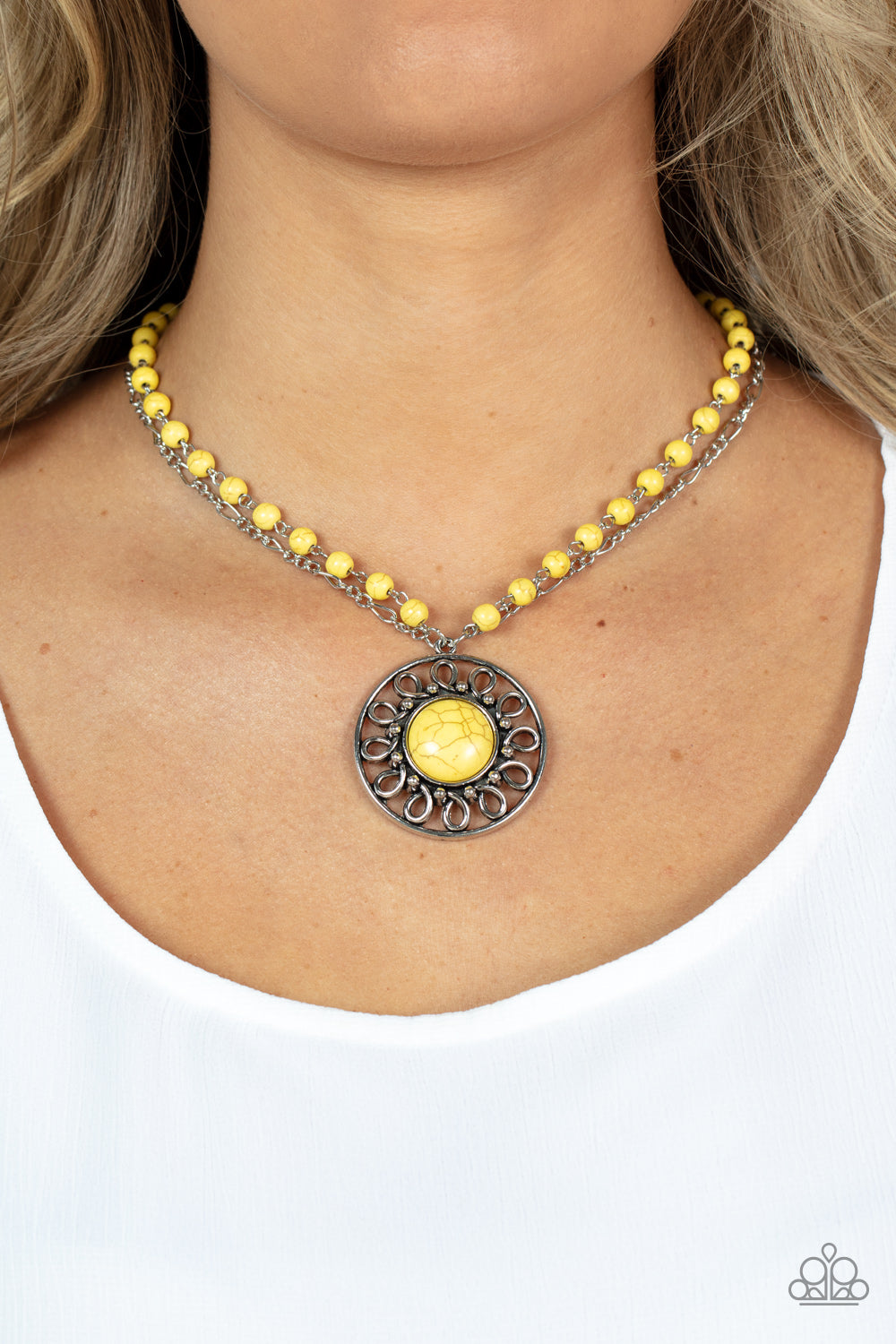 Sahara Suburb - Yellow Paparazzi Necklace