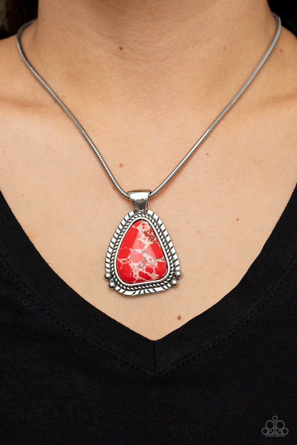 Artisan Adventure - Red Paparazzi Necklace