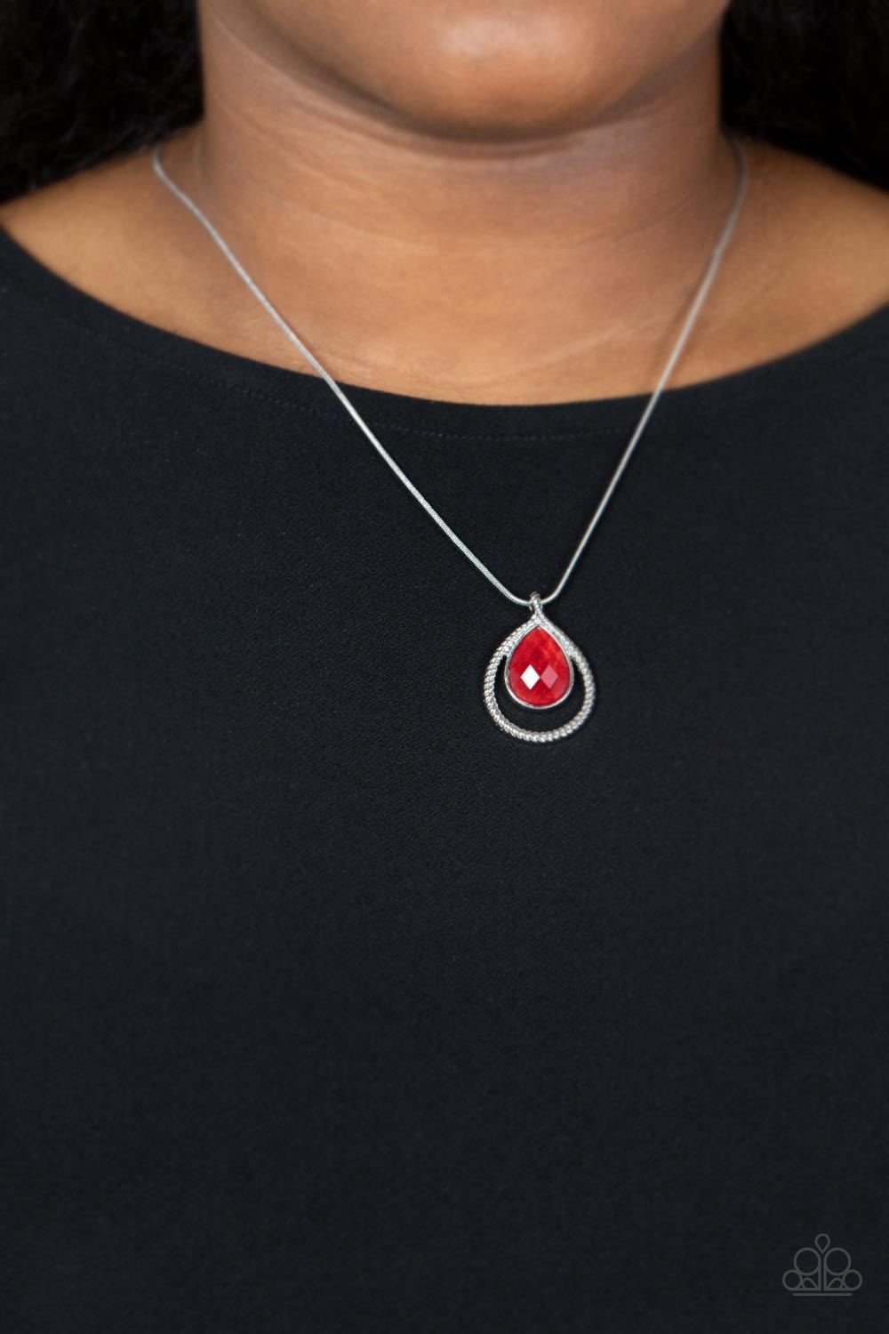 Gorgeously Glimmering - Red Paparazzi Necklace