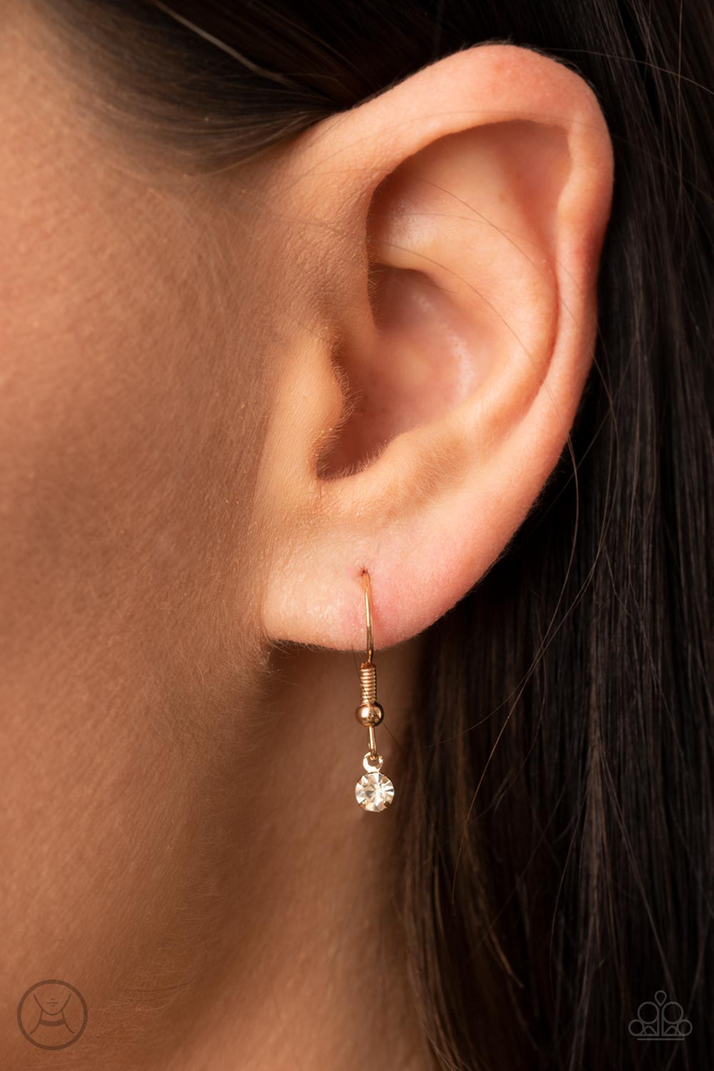 Bringing SPARKLE Back - Gold Paparazzi Choker Necklace