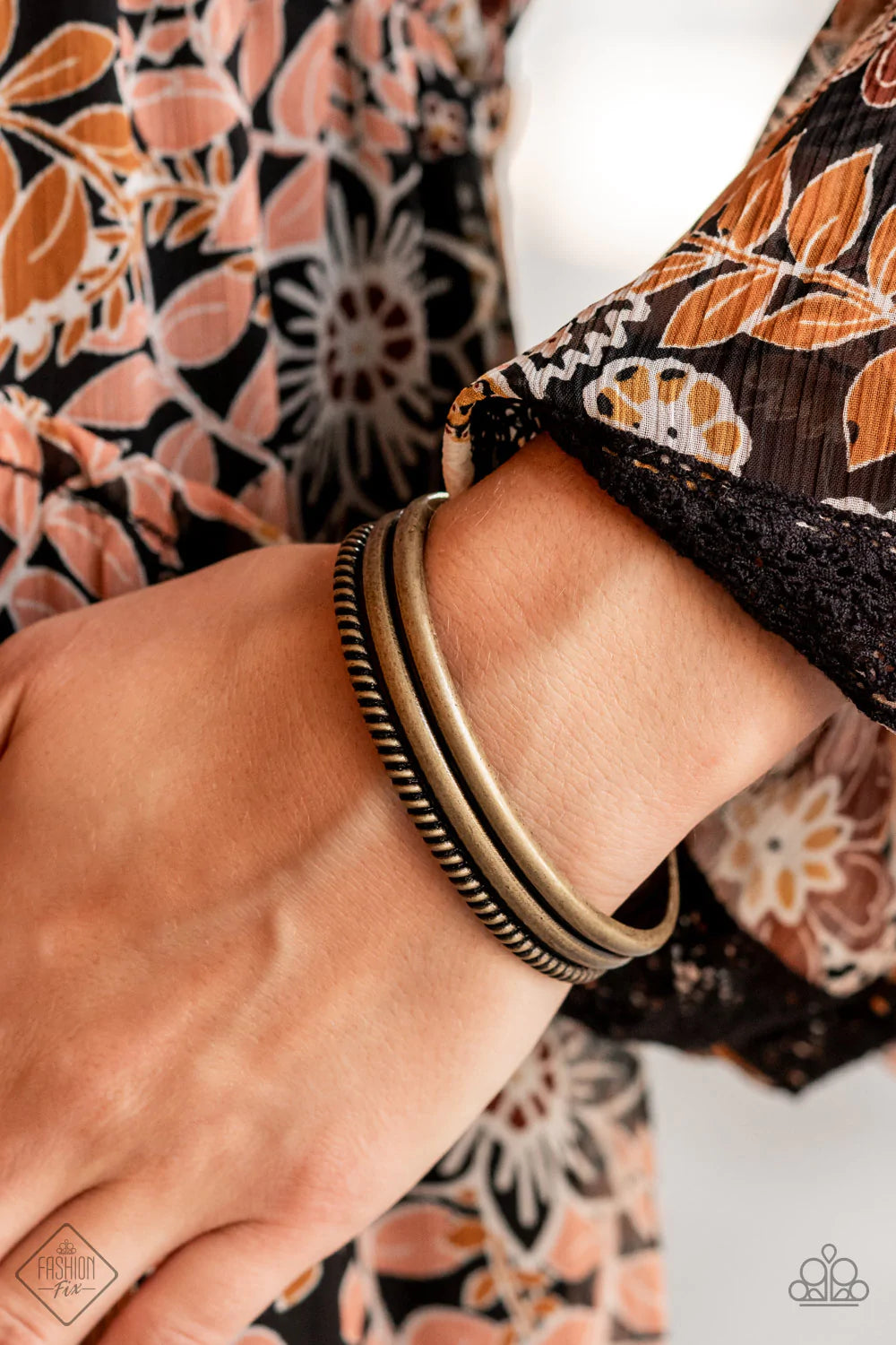 Southern Spurs Brass Paparazzi Fashion Fix Bracelet