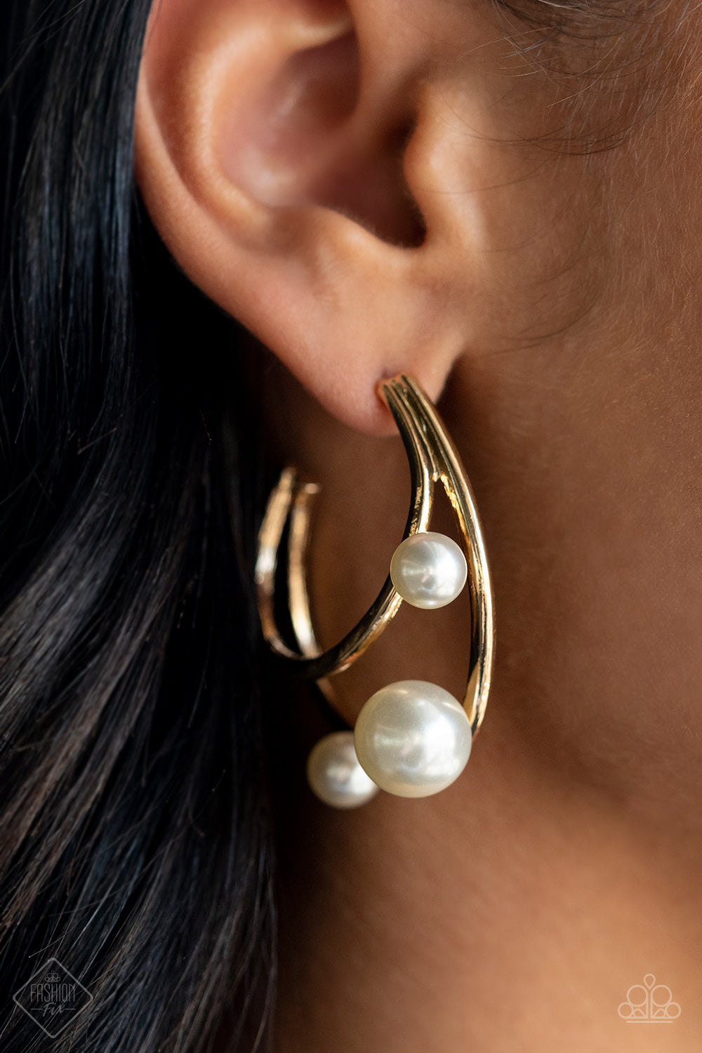 Metro Pier - Gold Paparazzi Fashion Fix Earrings