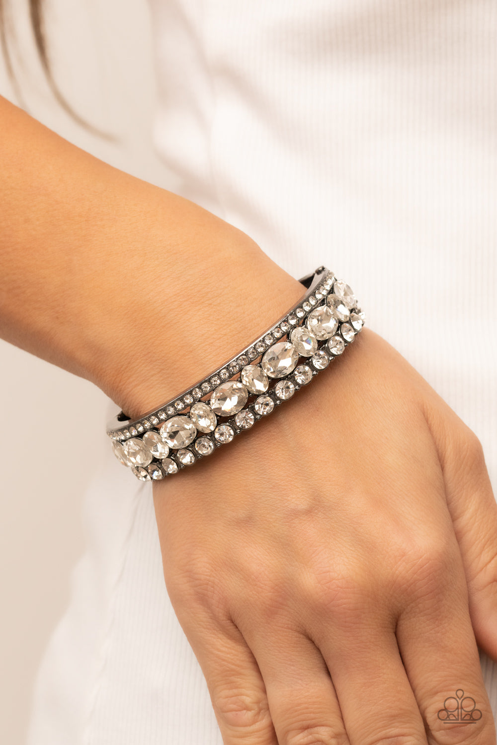 Mega Megawatt - Black Paparazzi Bracelet