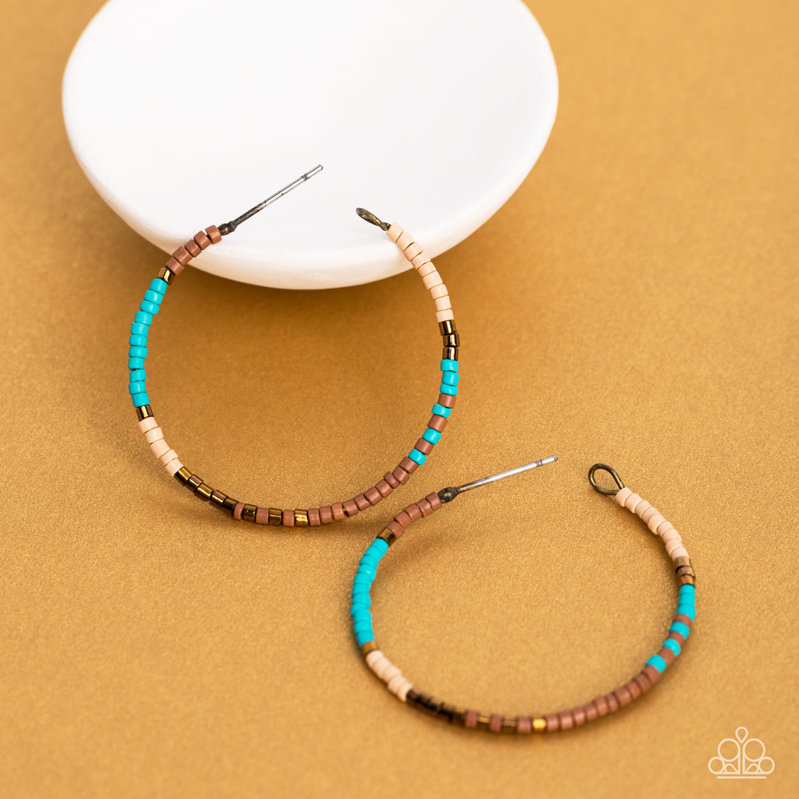Joshua Tree Tourist - Brass Paparazzi Hoop Earrings