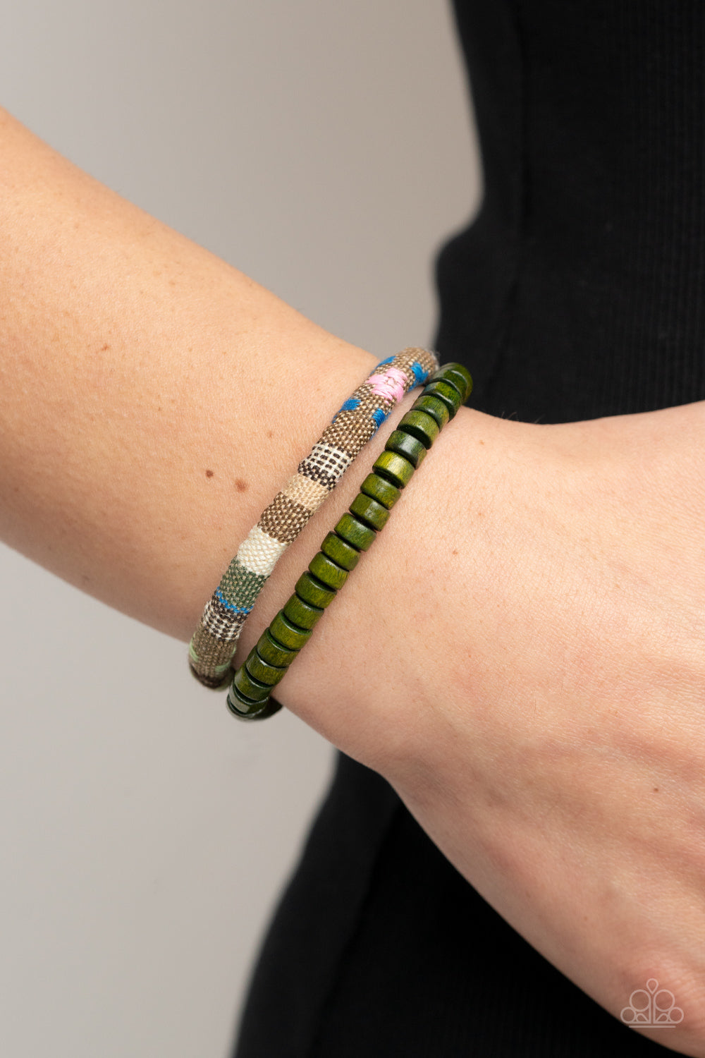 Pack your Poncho - Green Paparazzi Urban Bracelet