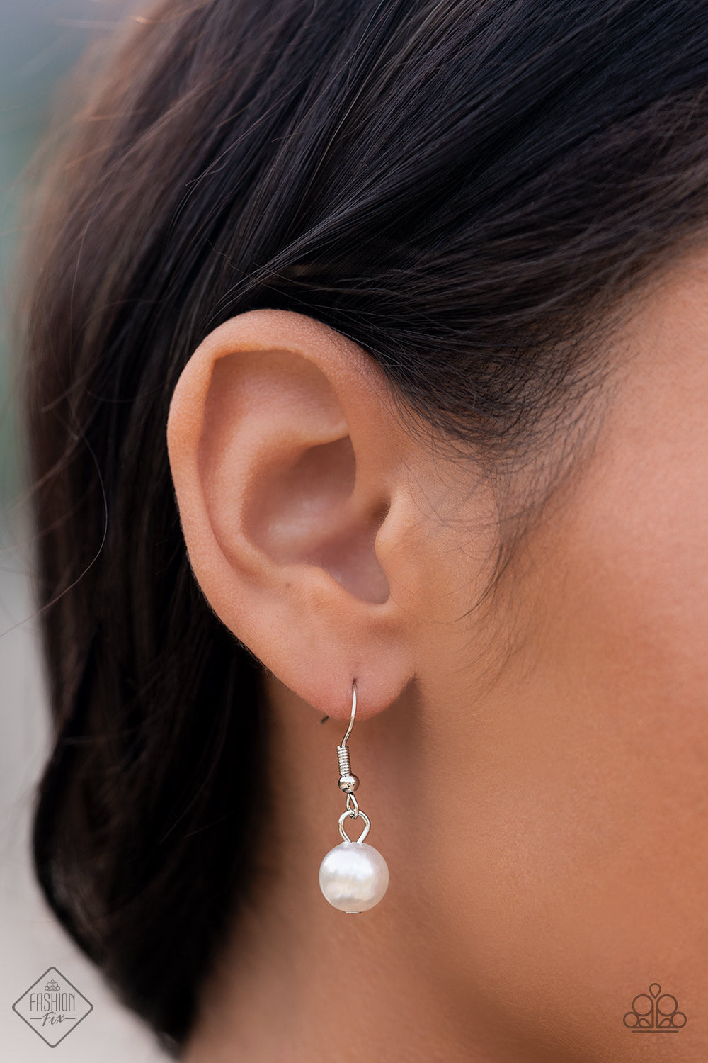 Sail Away with Me - White Paparazzi Fashion Fix Necklace