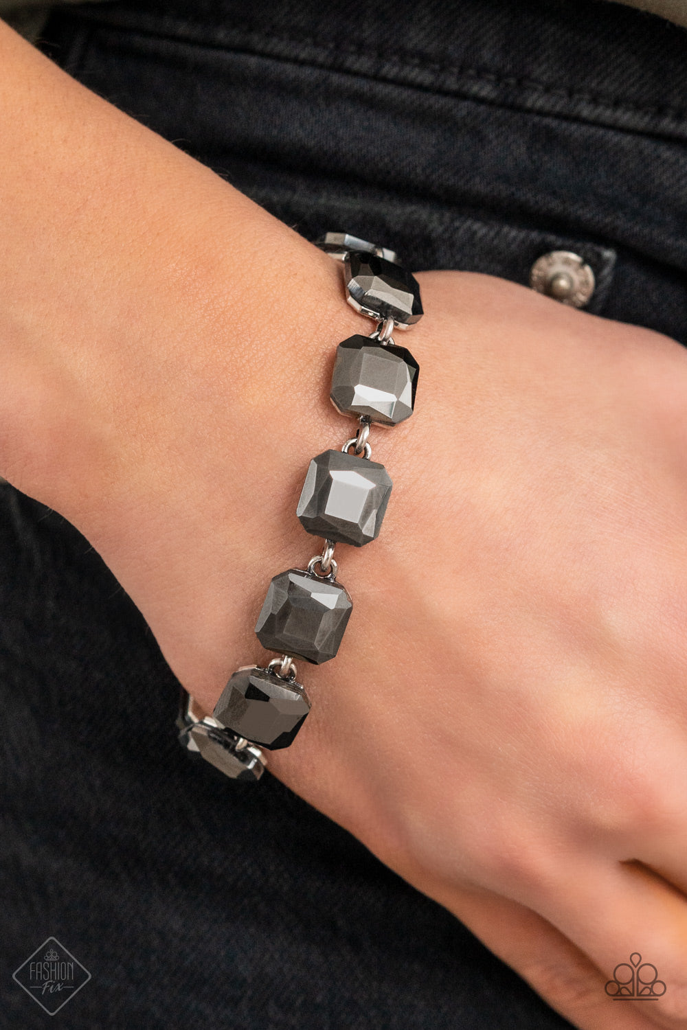 Mind-Blowing Bling - Silver Paparazzi Fashion Fix Bracelet