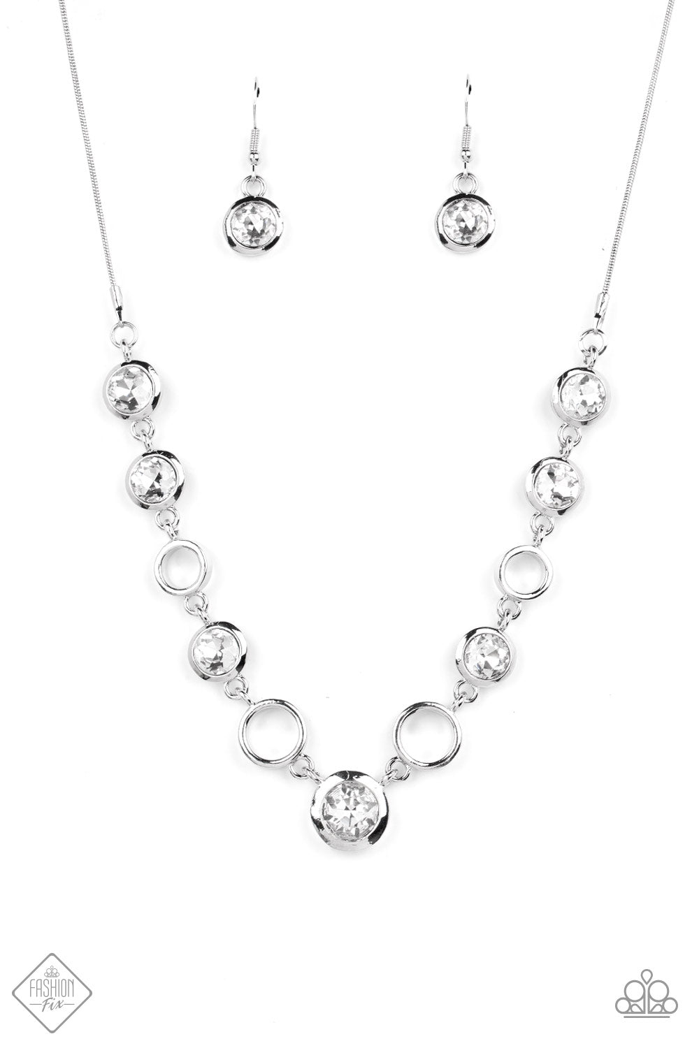 Elegantly Elite White Paparazzi Fashion Fix Necklace