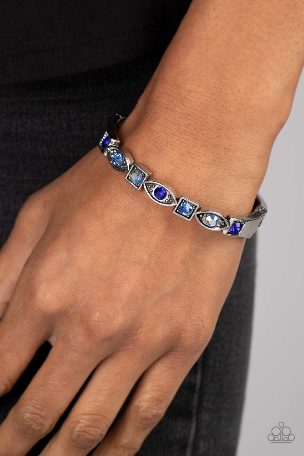 Poetically Picturesque - Blue Paparazzi Bracelet