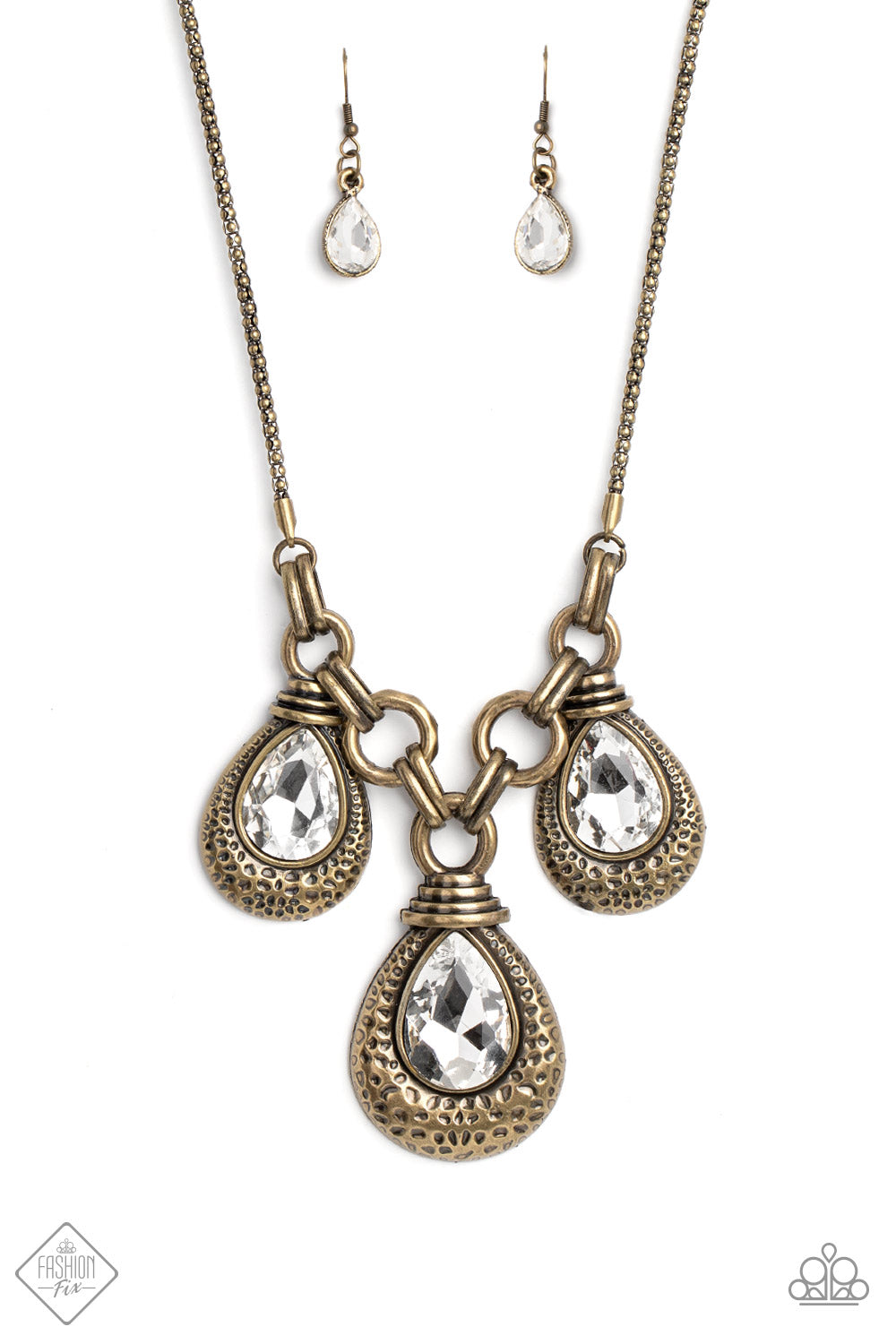 Built Beacon Brass Paparazzi Fashion Fix Necklace