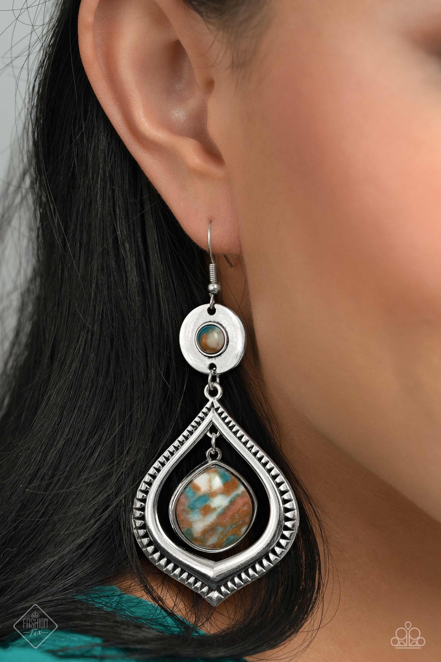 Cuz I CLAN Brown Paparazzi Fashion Fix Earrings
