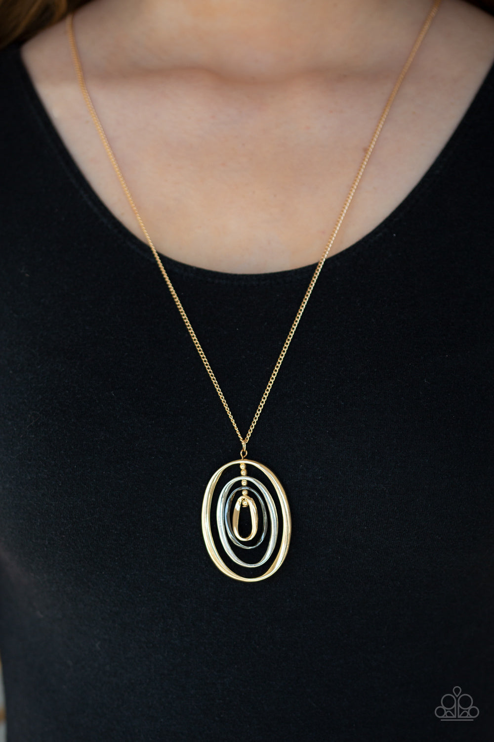 Classic Convergence - Gold Paparazzi Necklace