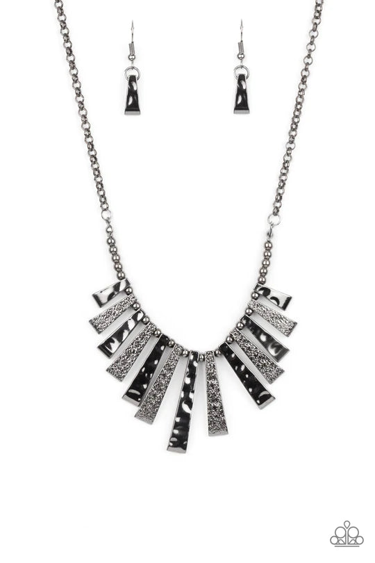 The MANE Course - Black Paparazzi Necklace