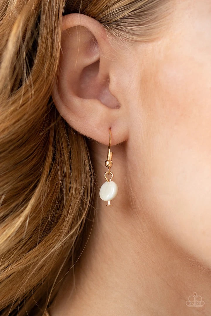 Beach Flavor - Gold Paparazzi Necklace