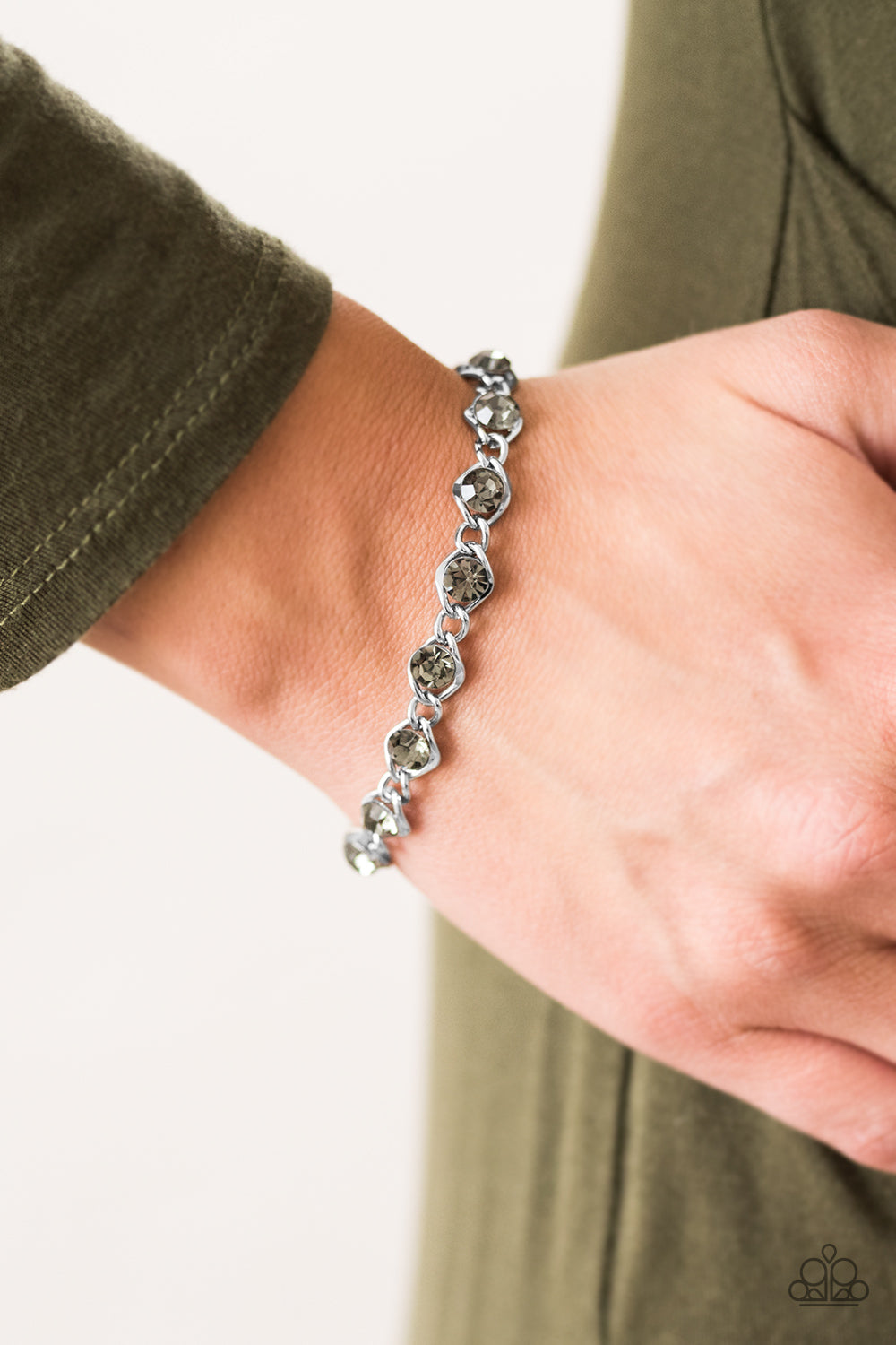 Paparazzi Last Glam Standing Silver Bracelet