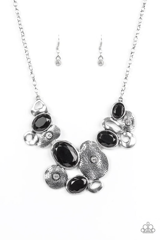 Grotto Grandeur Black Necklace