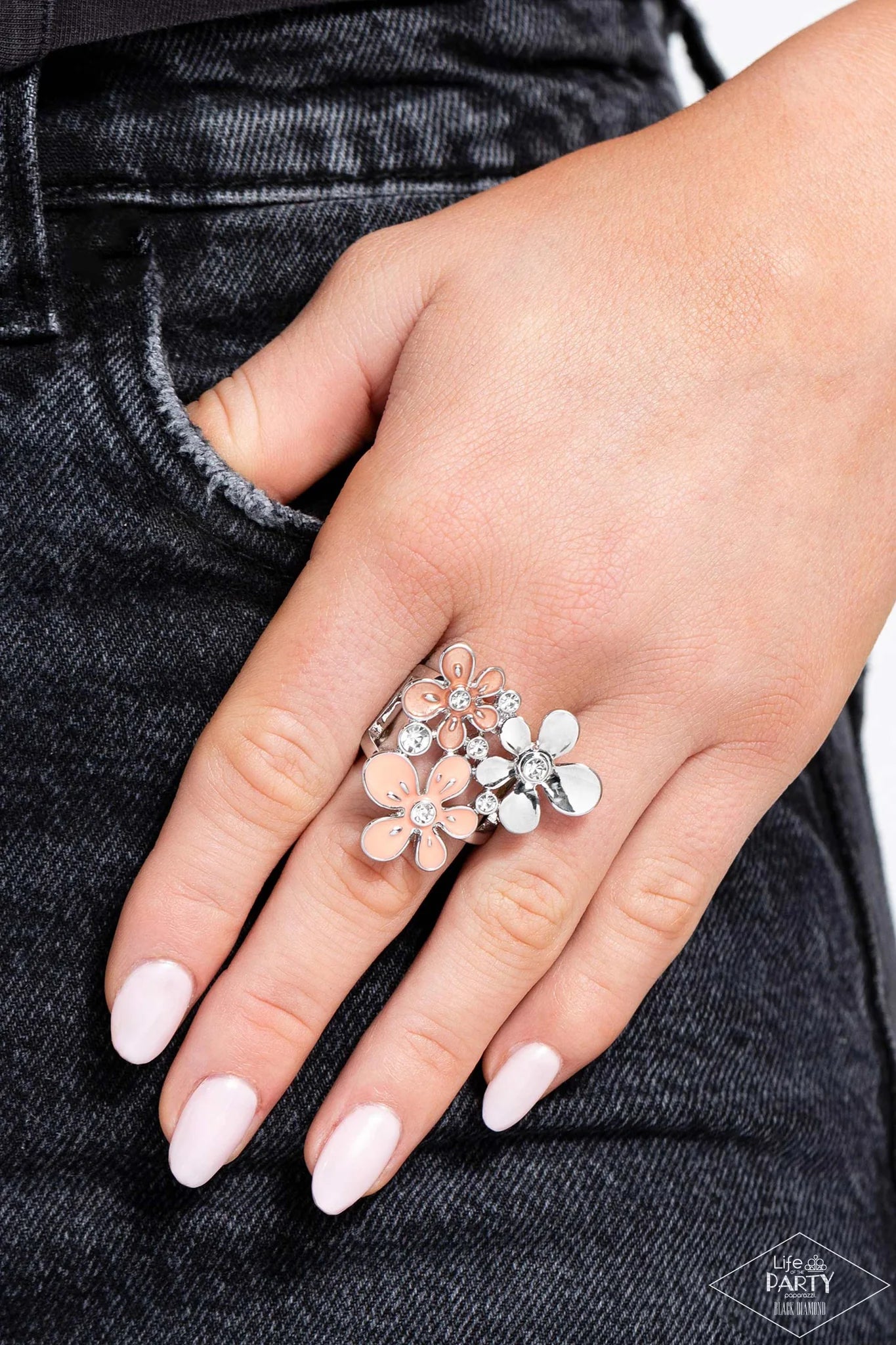 How Does Your Garden Grow Orange Paparazzi Ring