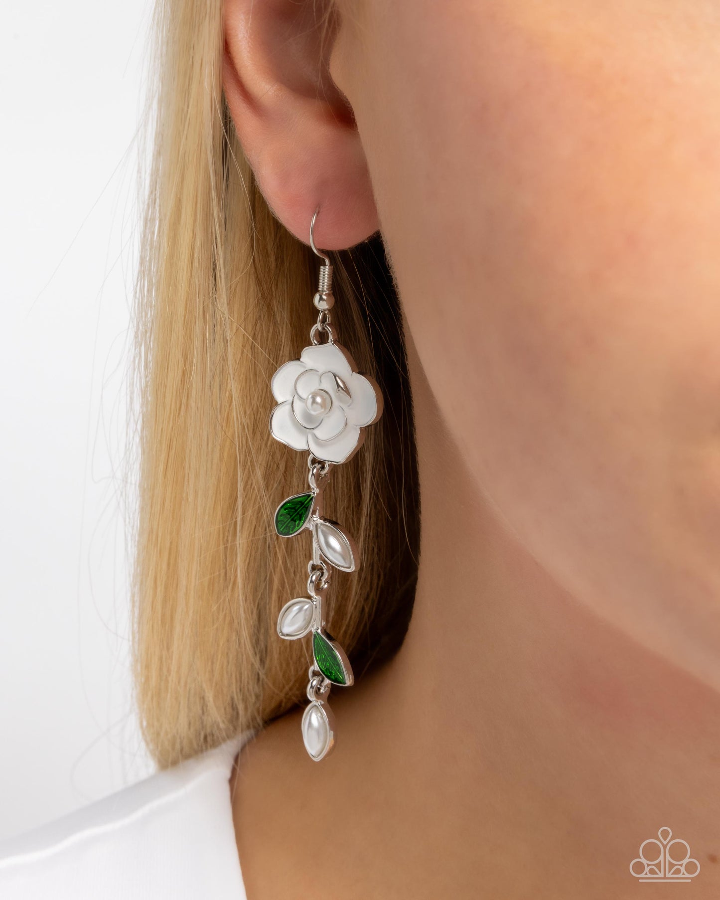 Lattice Lure - White Earrings 