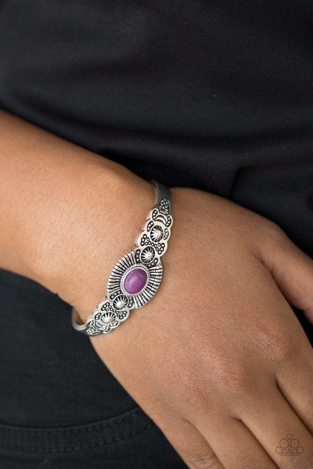 Wide Open Mesas - Purple Paparazzi Bracelet
