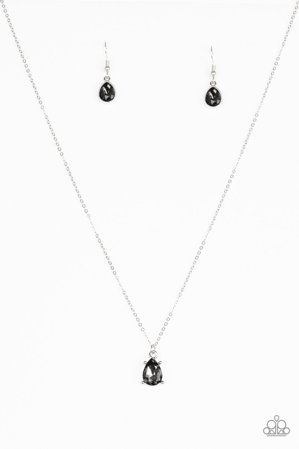 Classy Classicist - Blue Paparazzi Necklace